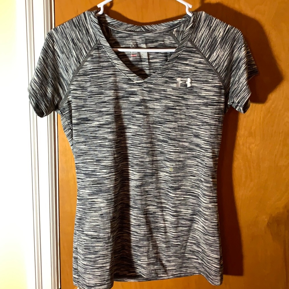 Grey under armor shirt